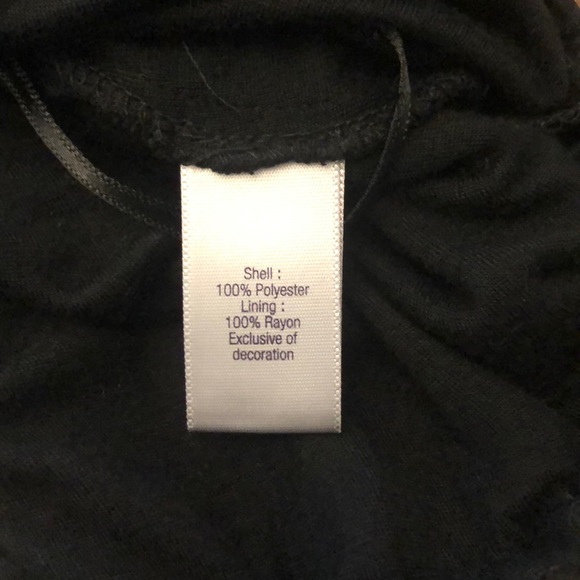 Jennifer Lopez layered top - Picture 5 of 6